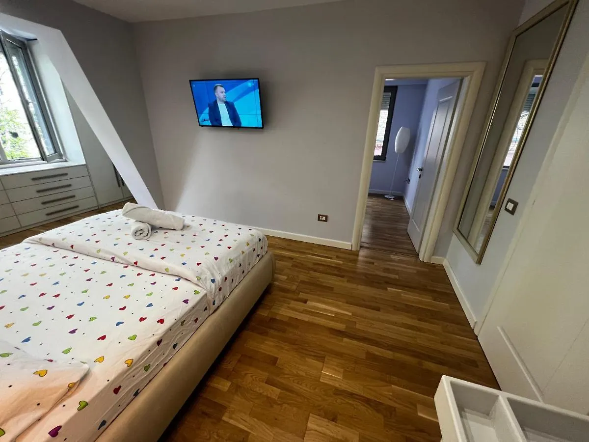 Tirana Center Lejlighed Albanien